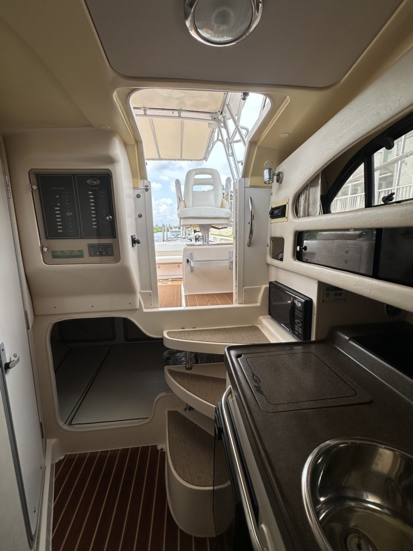 Reel Doctor 32ft Grady White Yacht For Sale