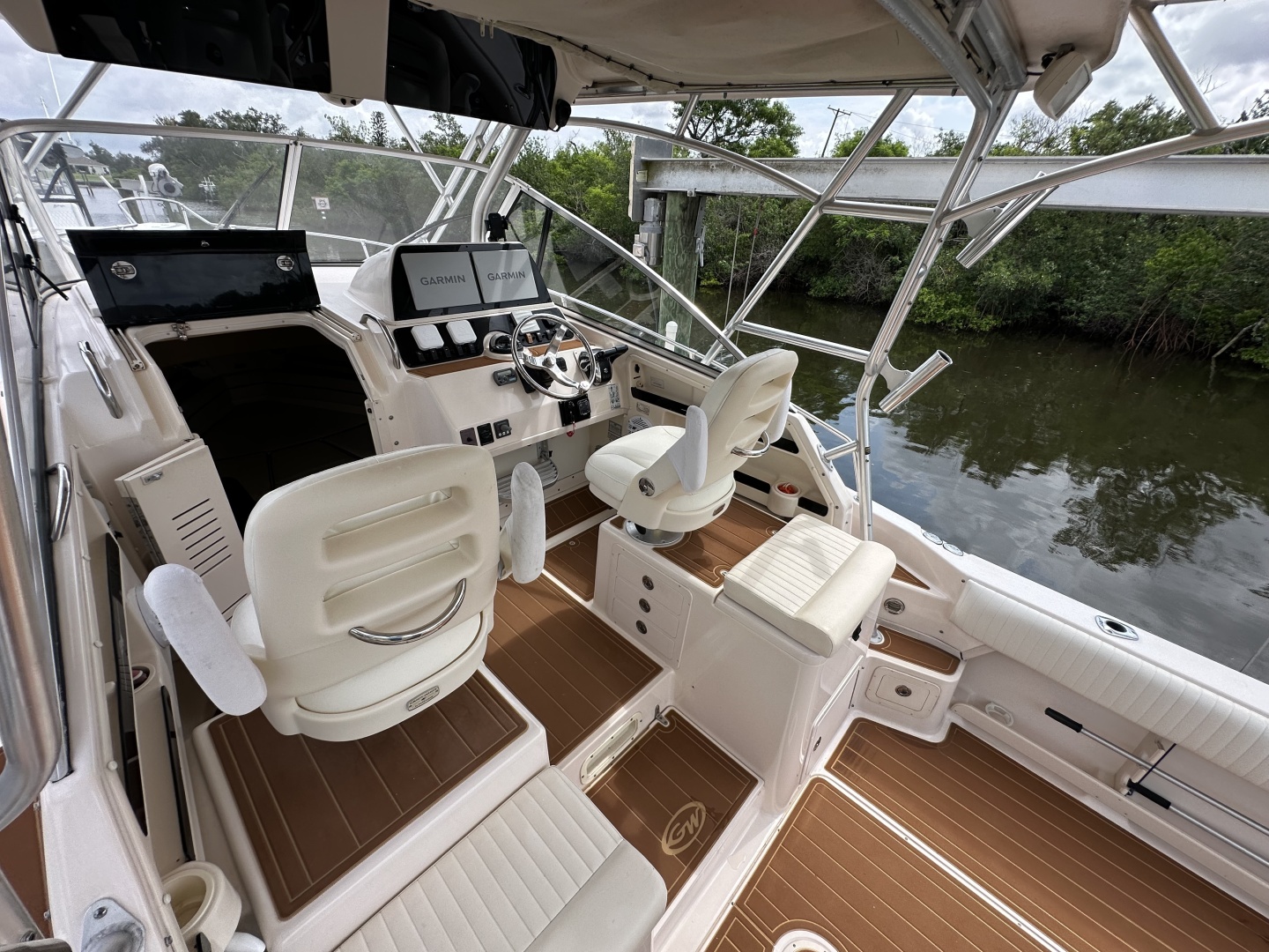 Reel Doctor 32ft Grady White Yacht For Sale