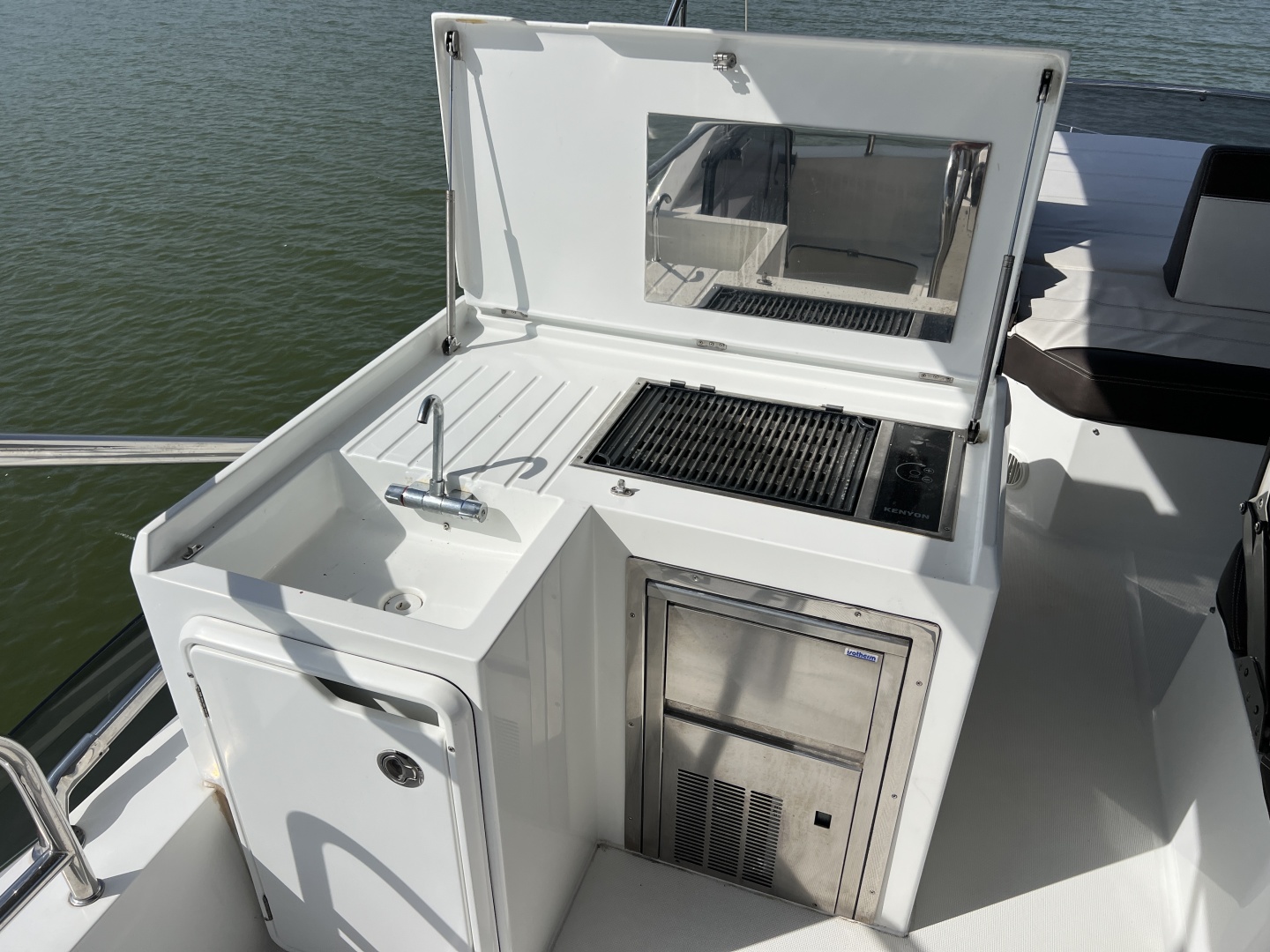 53ft Galeon Yacht For Sale
