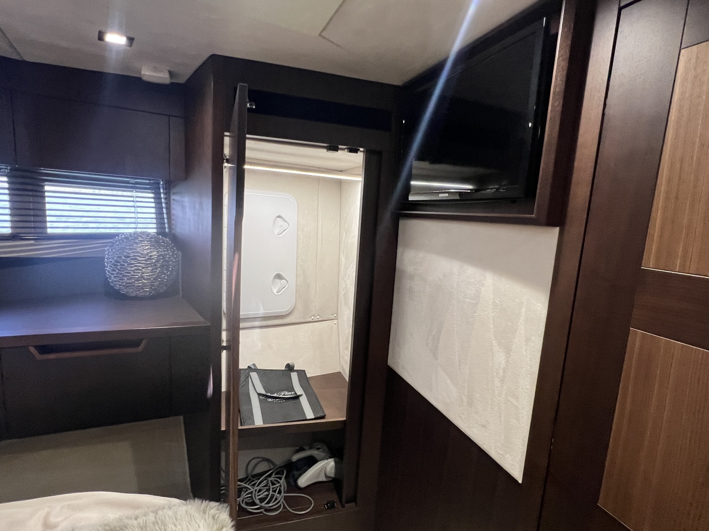 53ft Galeon Yacht For Sale