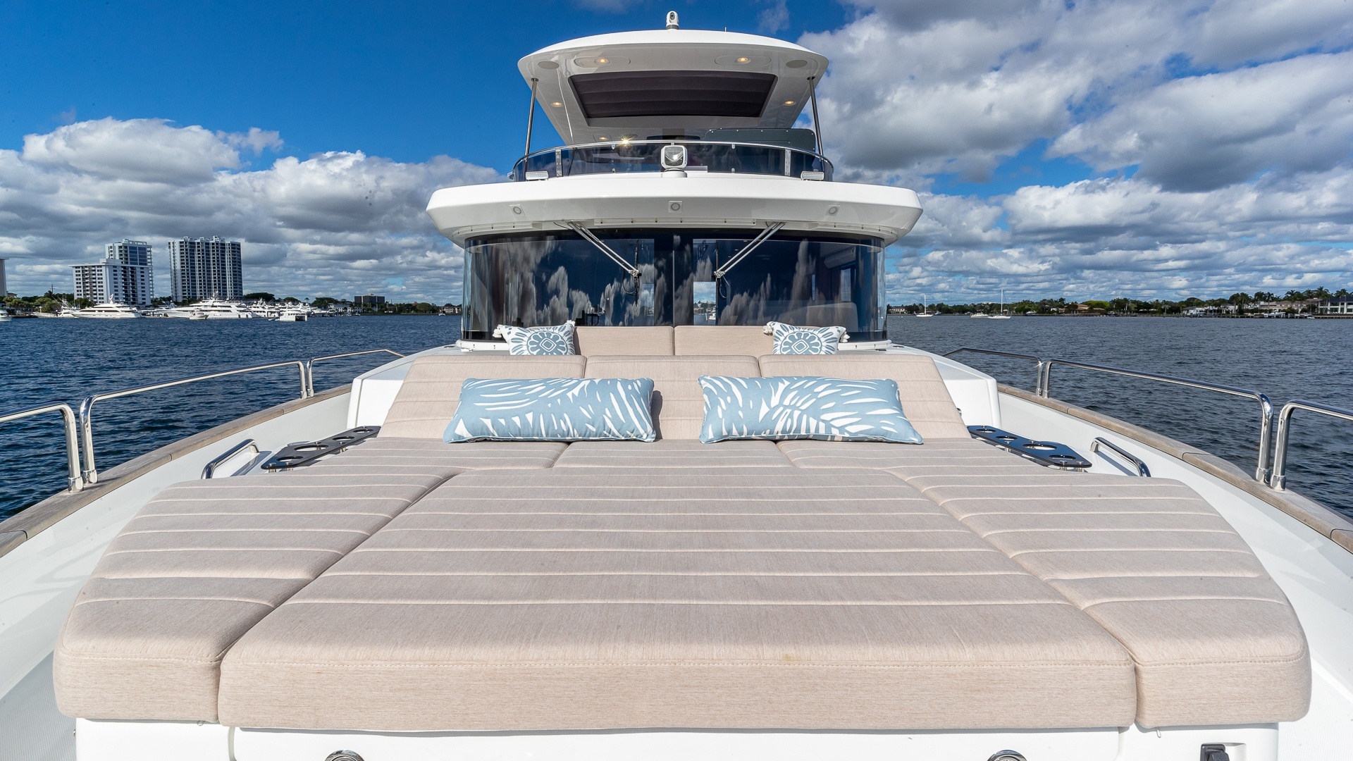 Mystic Blue 61ft Sirena Yacht For Sale Mystic Blue 61ft Sirena Yacht For Sale