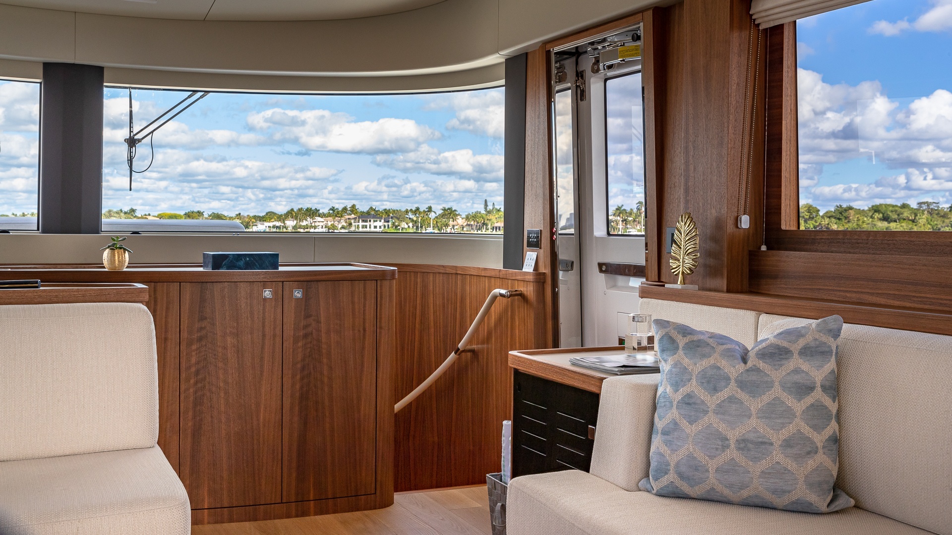 Mystic Blue 61ft Sirena Yacht For Sale Mystic Blue 61ft Sirena Yacht For Sale