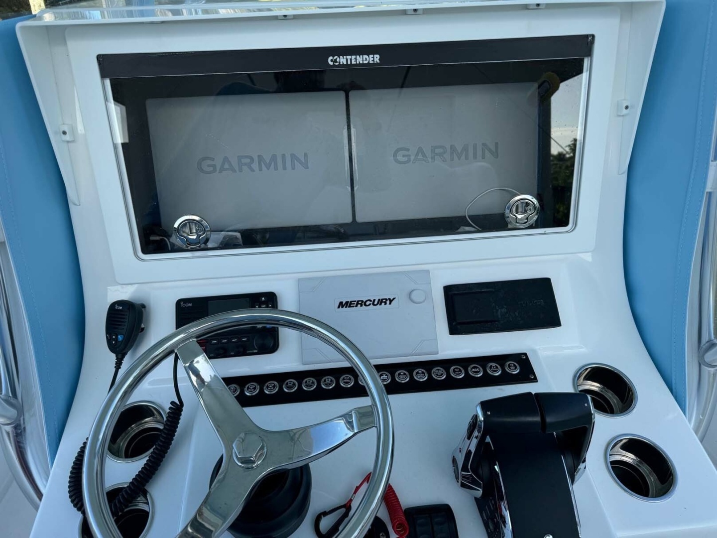 32ft Contender Yacht For Sale