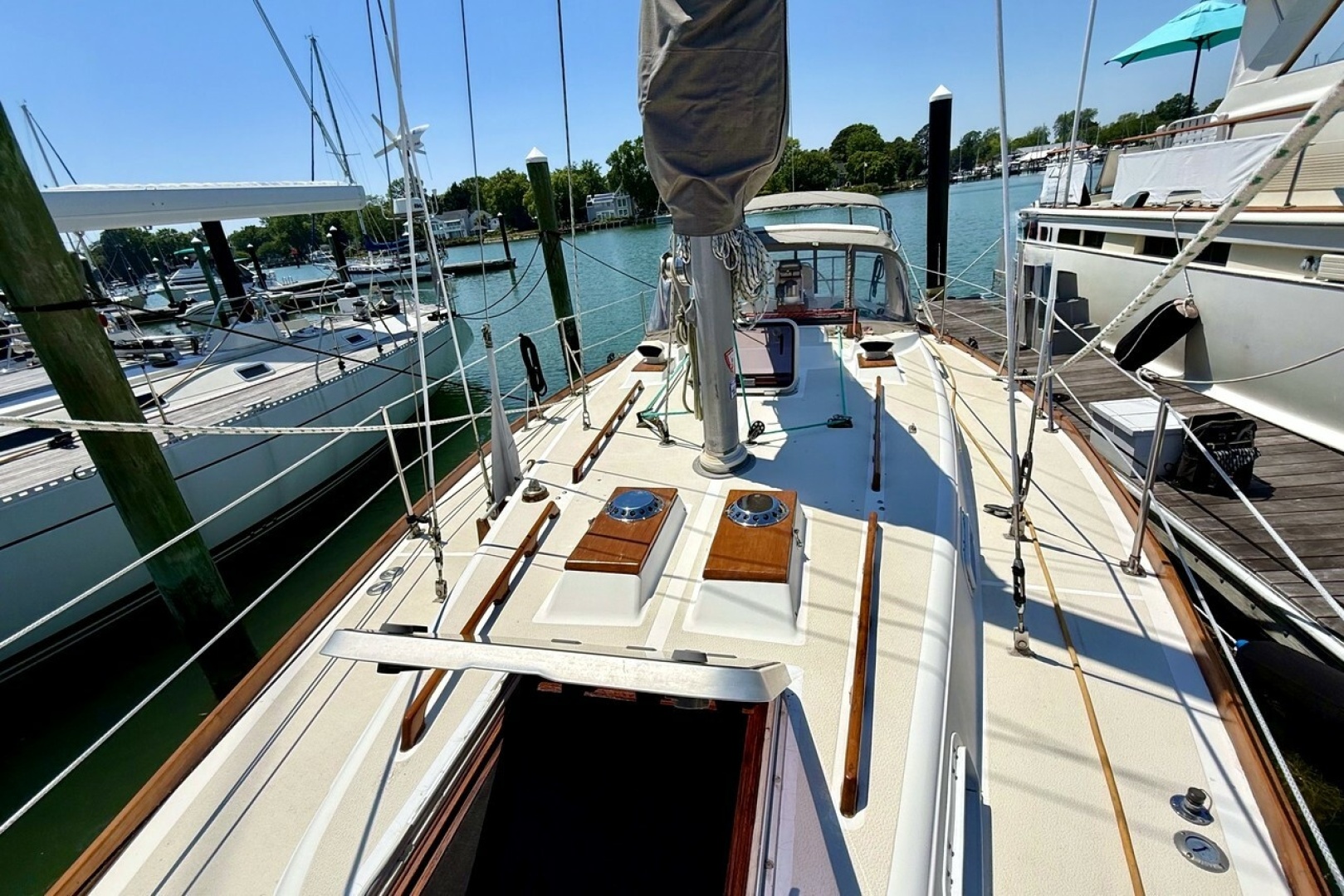 Spirit II 37ft Tartan Yacht For Sale