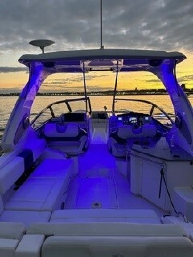 32ft Chaparral Yacht For Sale