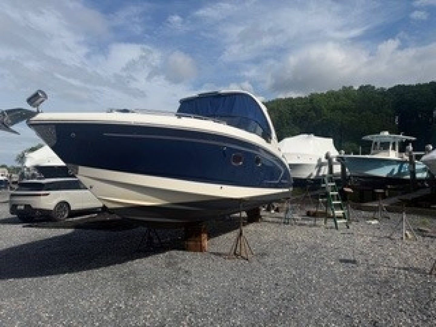 2013 Chaparral 327SSX