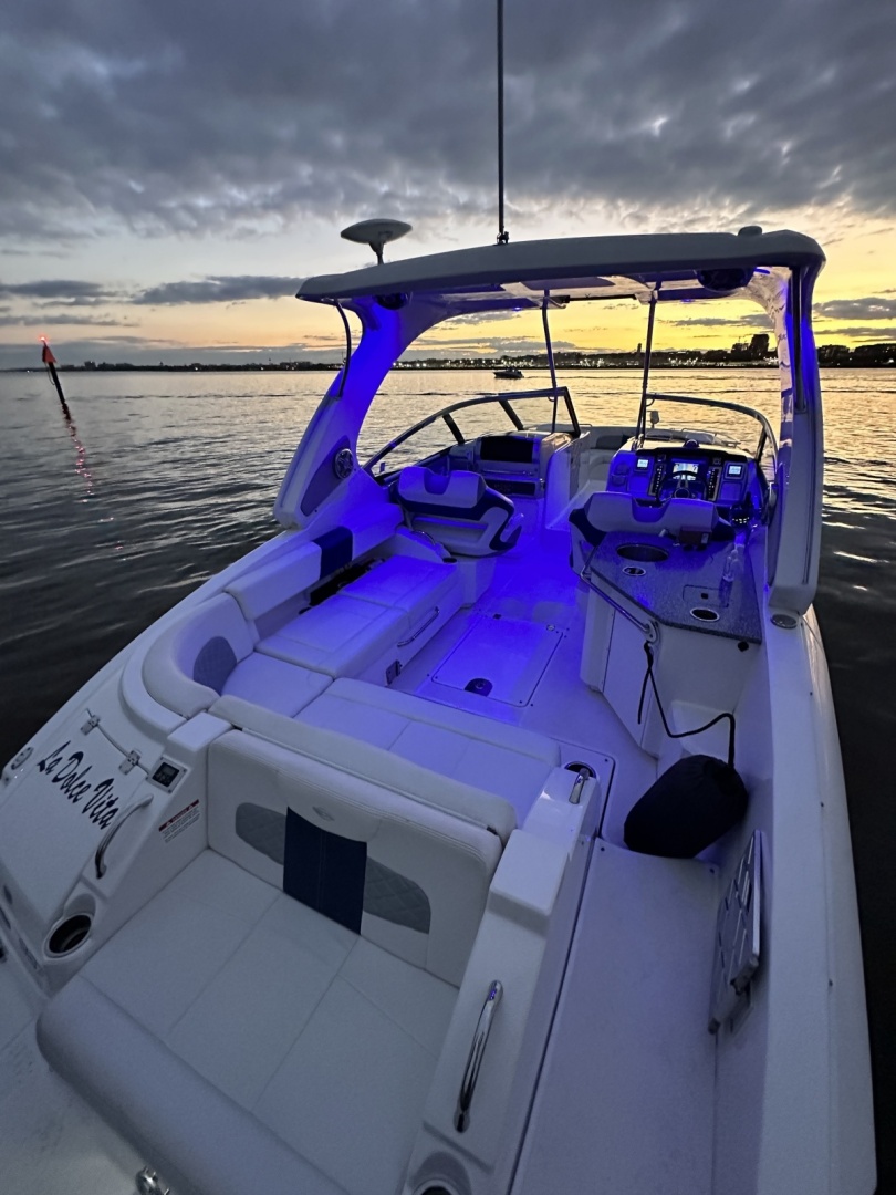 2013 Chaparral 327SSX