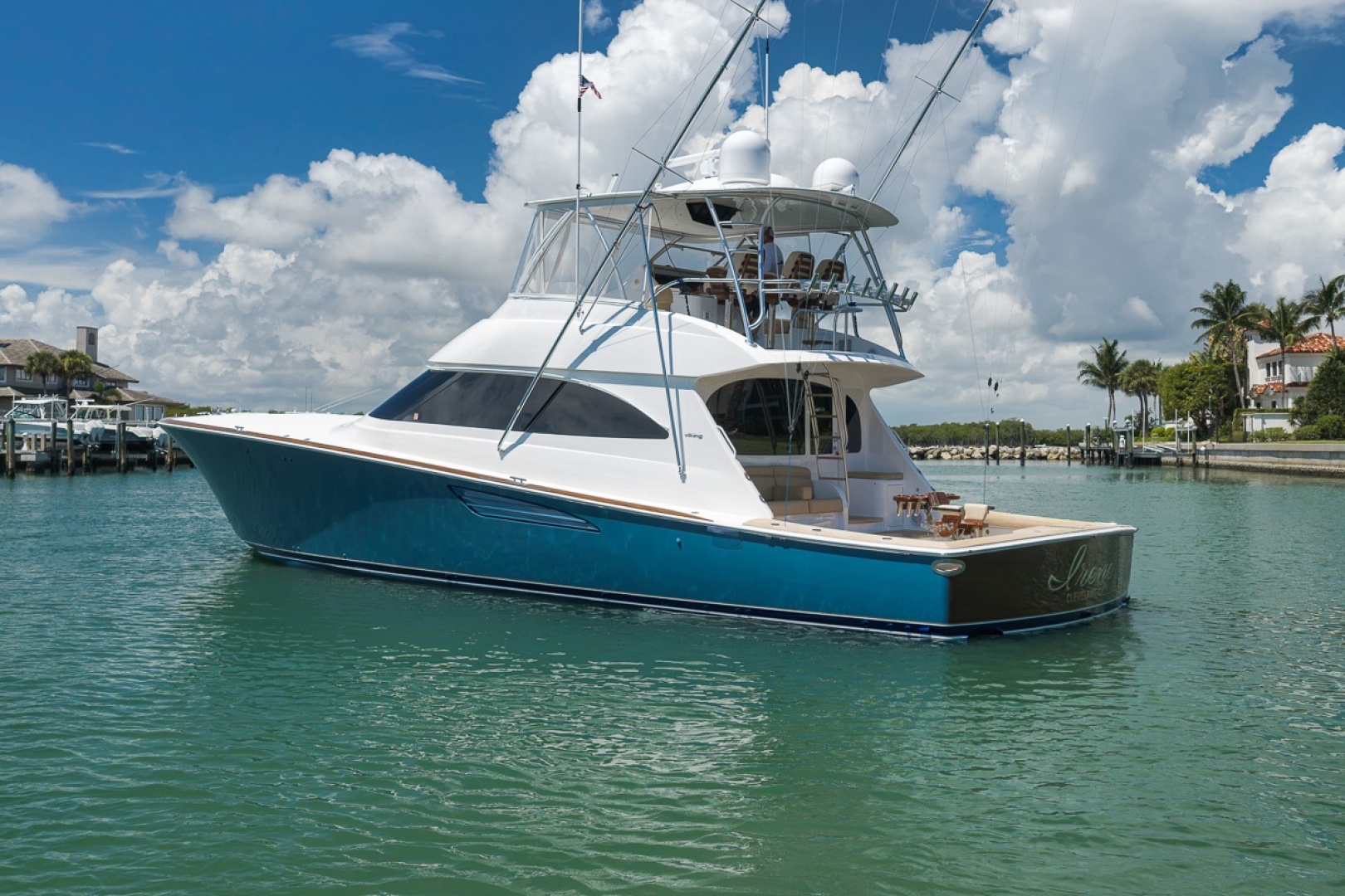 2017 Viking 62 Convertible