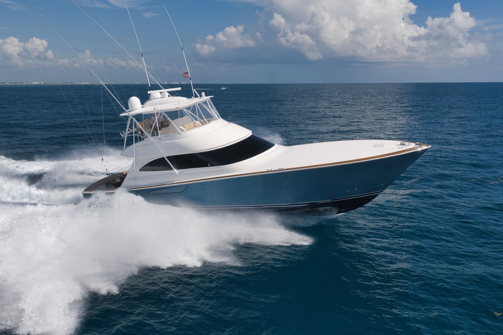 2017 Viking 62 Convertible