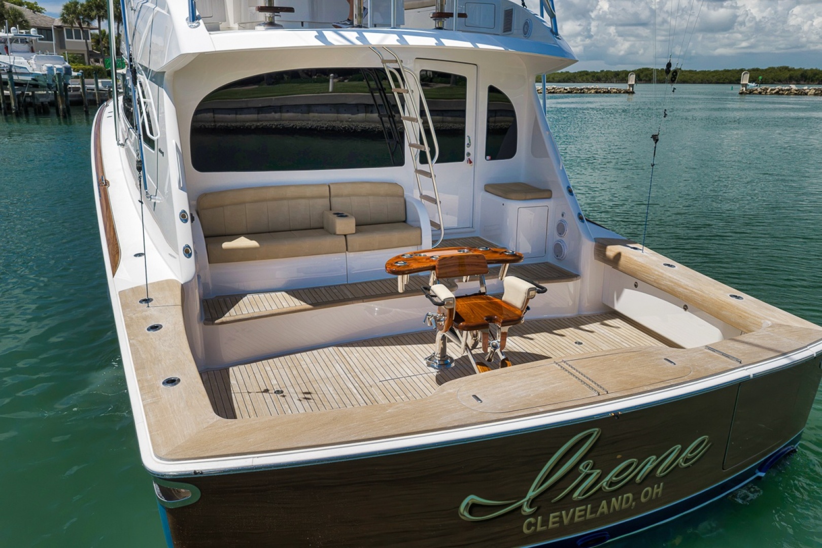 2017 Viking 62 Convertible