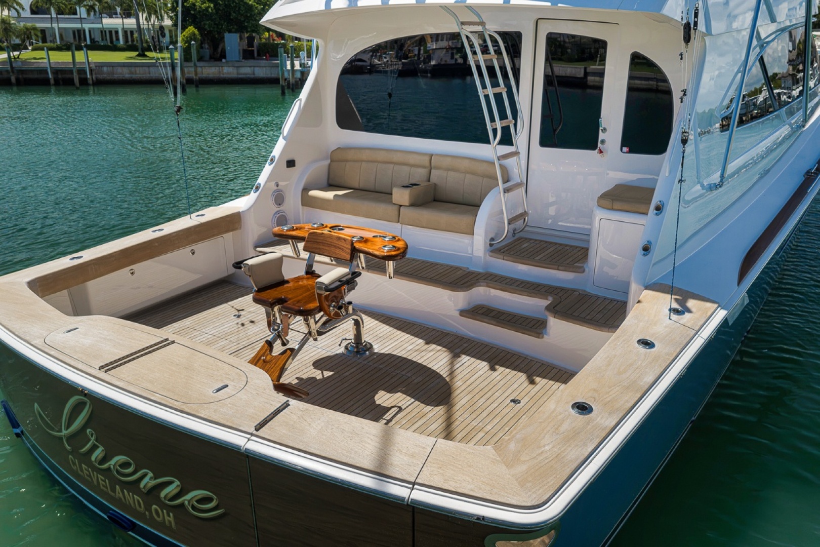 2017 Viking 62 Convertible