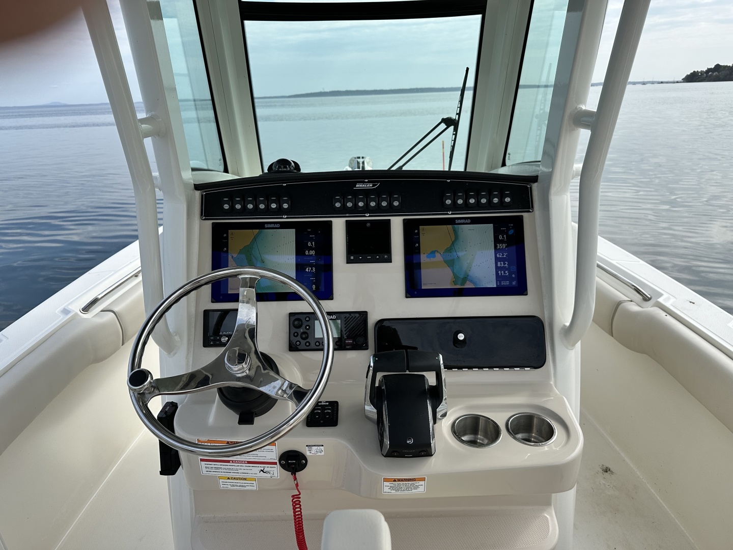 2024 Boston Whaler 250 Outrage