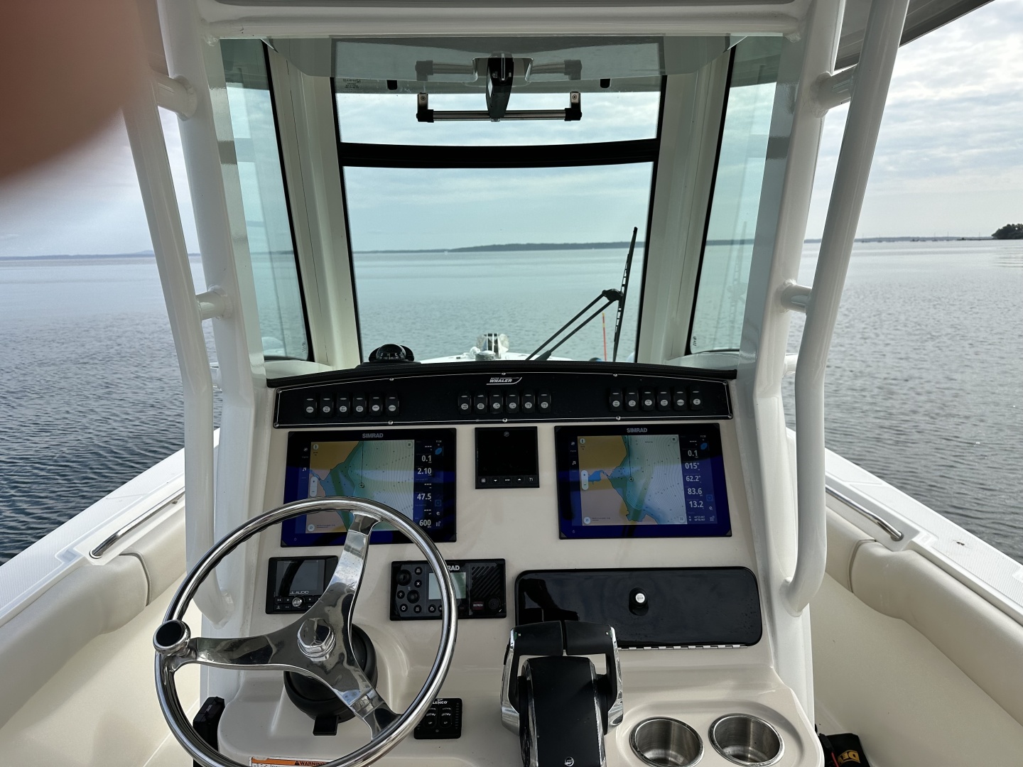2024 Boston Whaler 250 Outrage