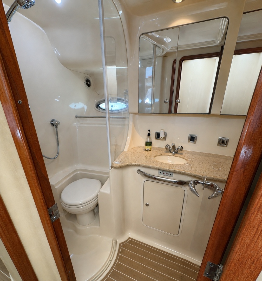 Crown  amp  Water 45ft Sea Ray Yacht For Sale