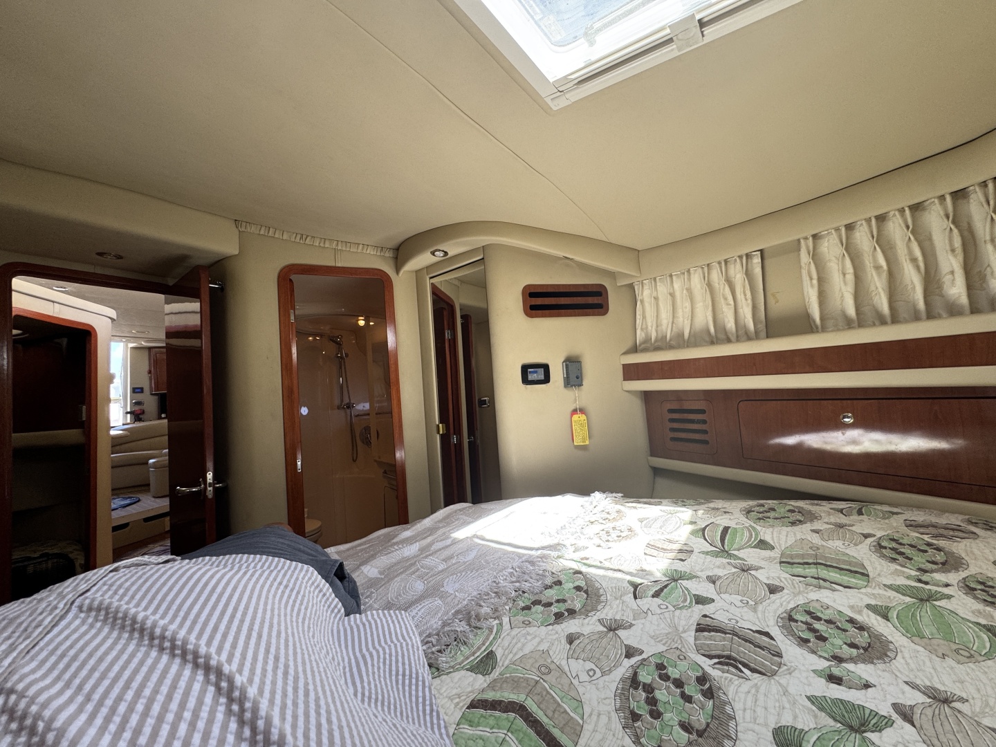 Crown  amp  Water 45ft Sea Ray Yacht For Sale