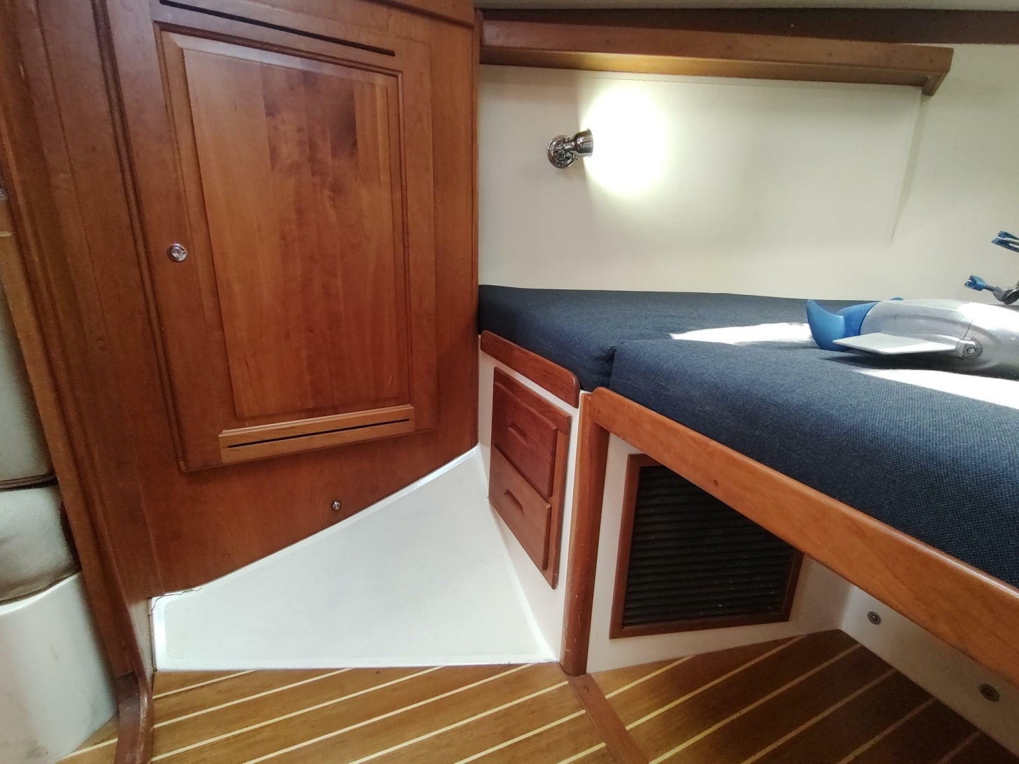 2004 Tartan 3700