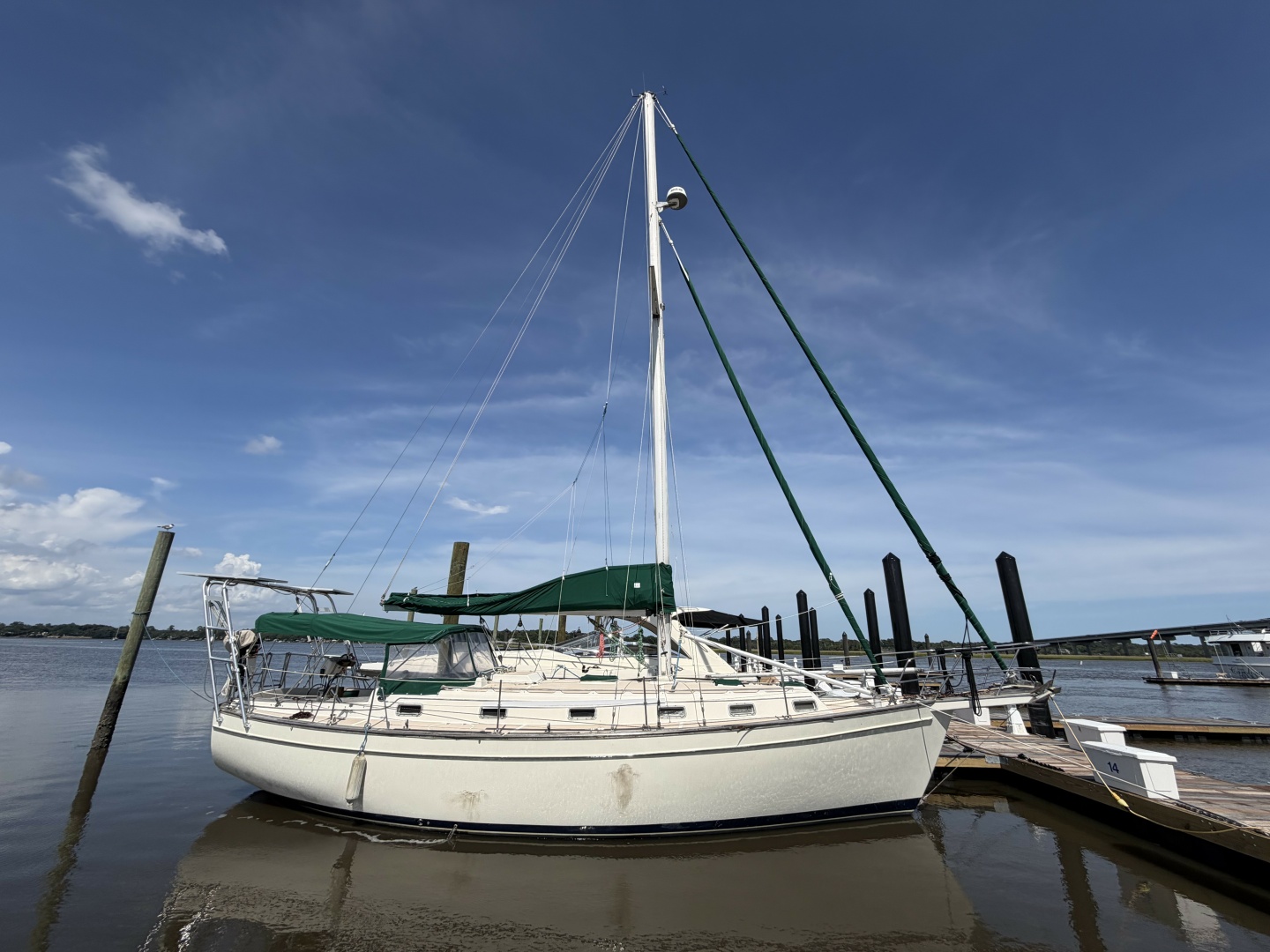 1986 Island Packet 38