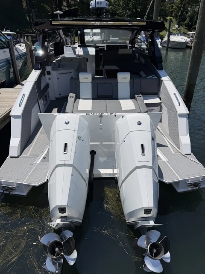 42ft Cruisers Yachts Yacht For Sale 42ft Cruisers Yachts Yacht For Sale