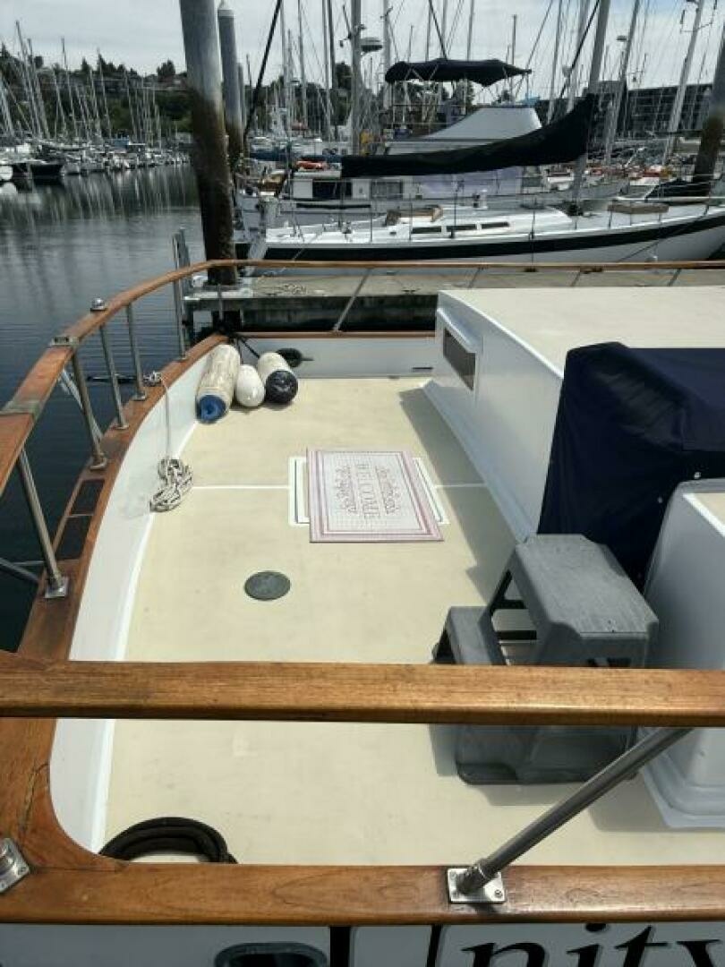 DeFever 42 Yacht For Sale