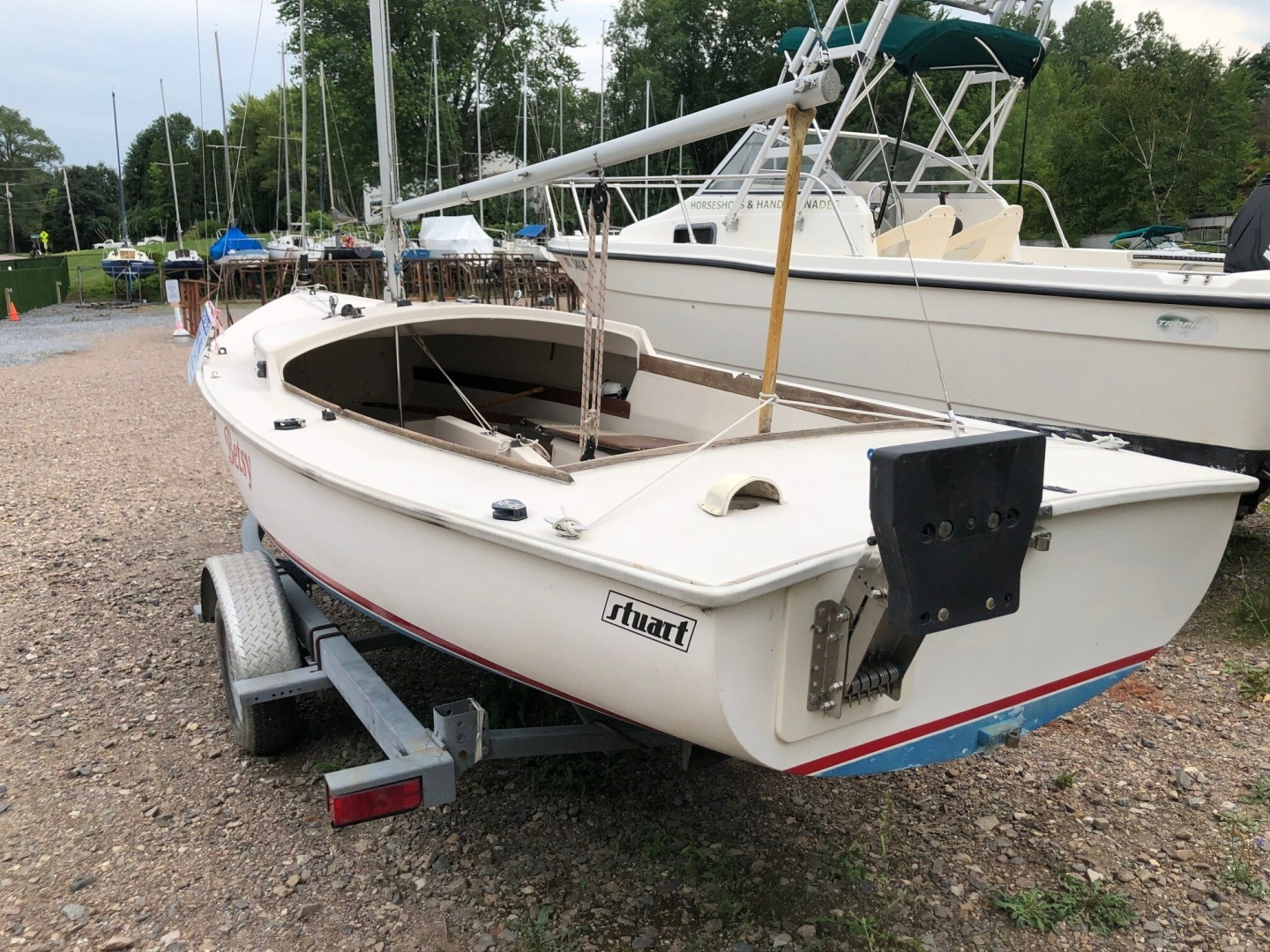 BETSY 19ft Stuart Marine Yacht For Sale