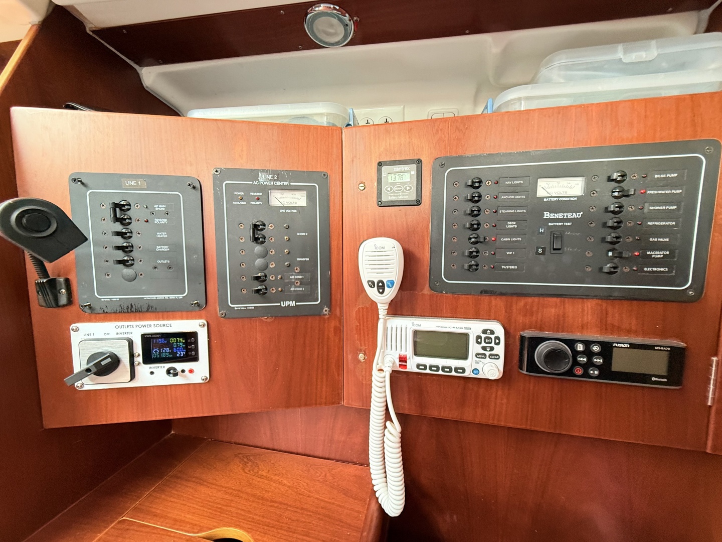 Gusto 37ft Beneteau Yacht For Sale