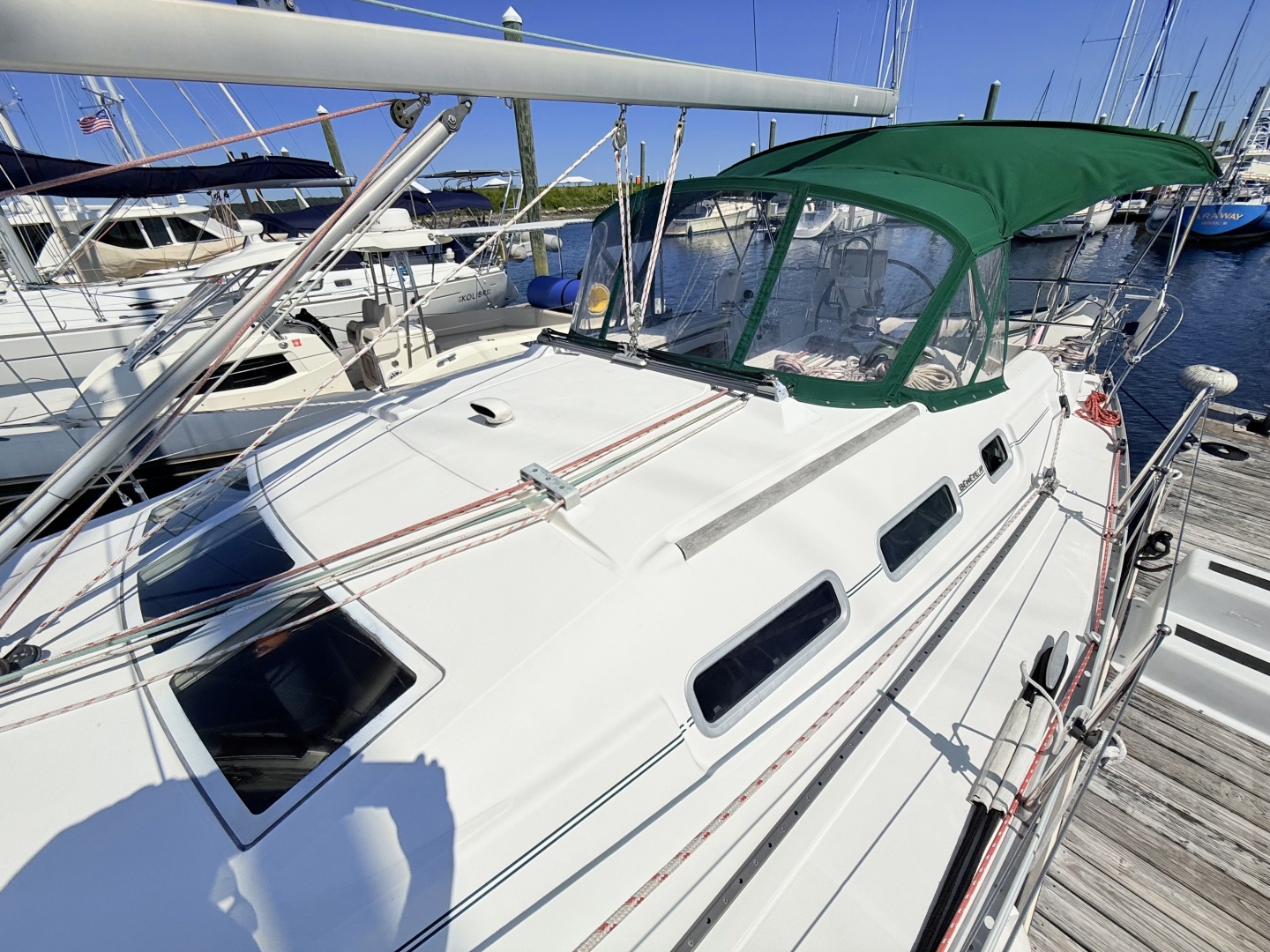 Gusto 37ft Beneteau Yacht For Sale