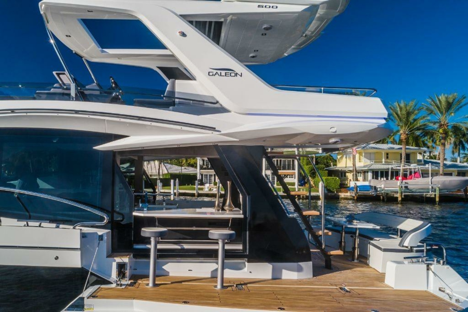 Galeon 500 FLY Yacht For Sale