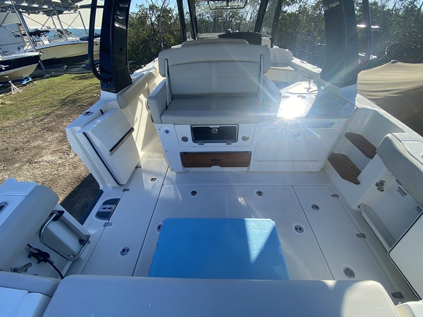 Boston Whaler 350 Realm Yacht For Sale