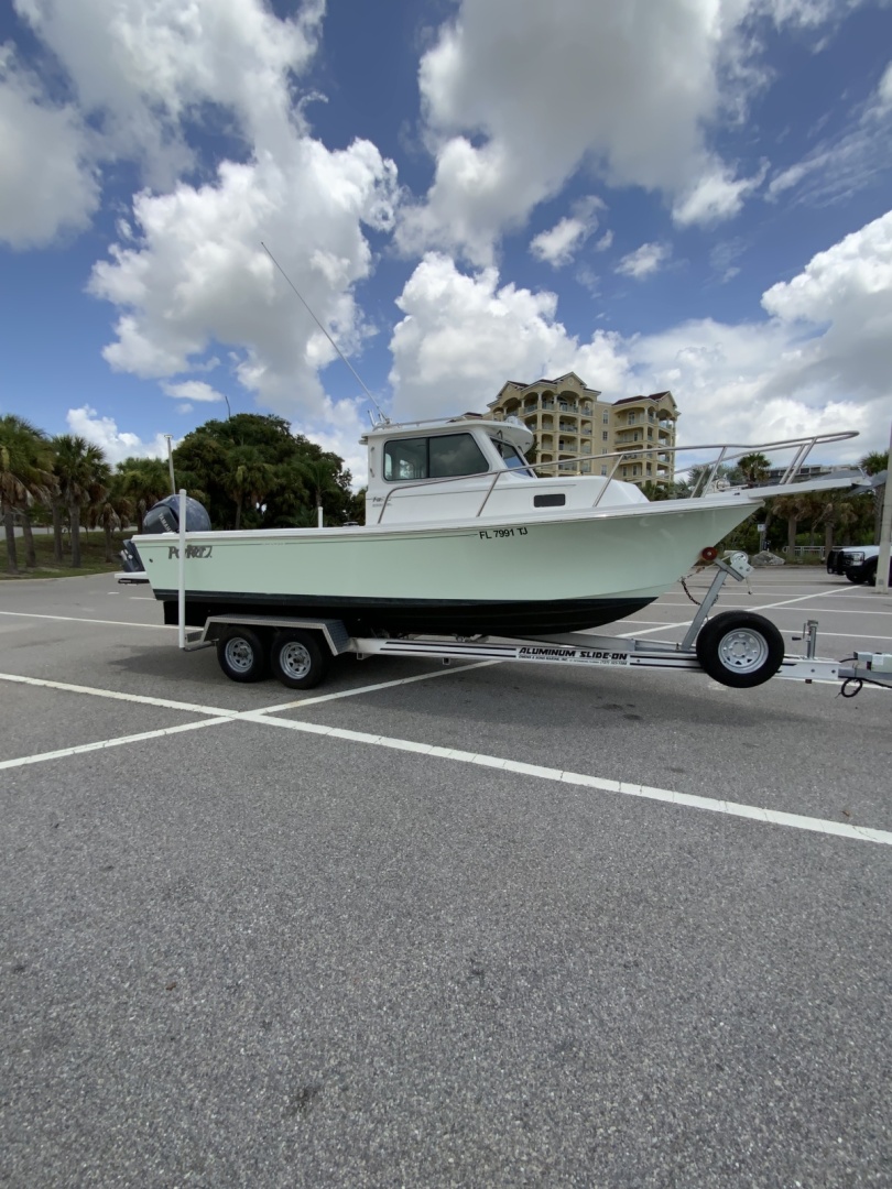 2022 Parker 2320 SC (Sport Cabin)