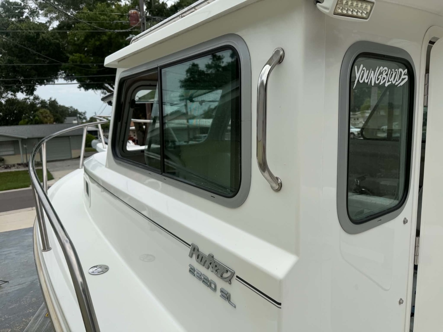 2022 Parker 2320 SC (Sport Cabin)