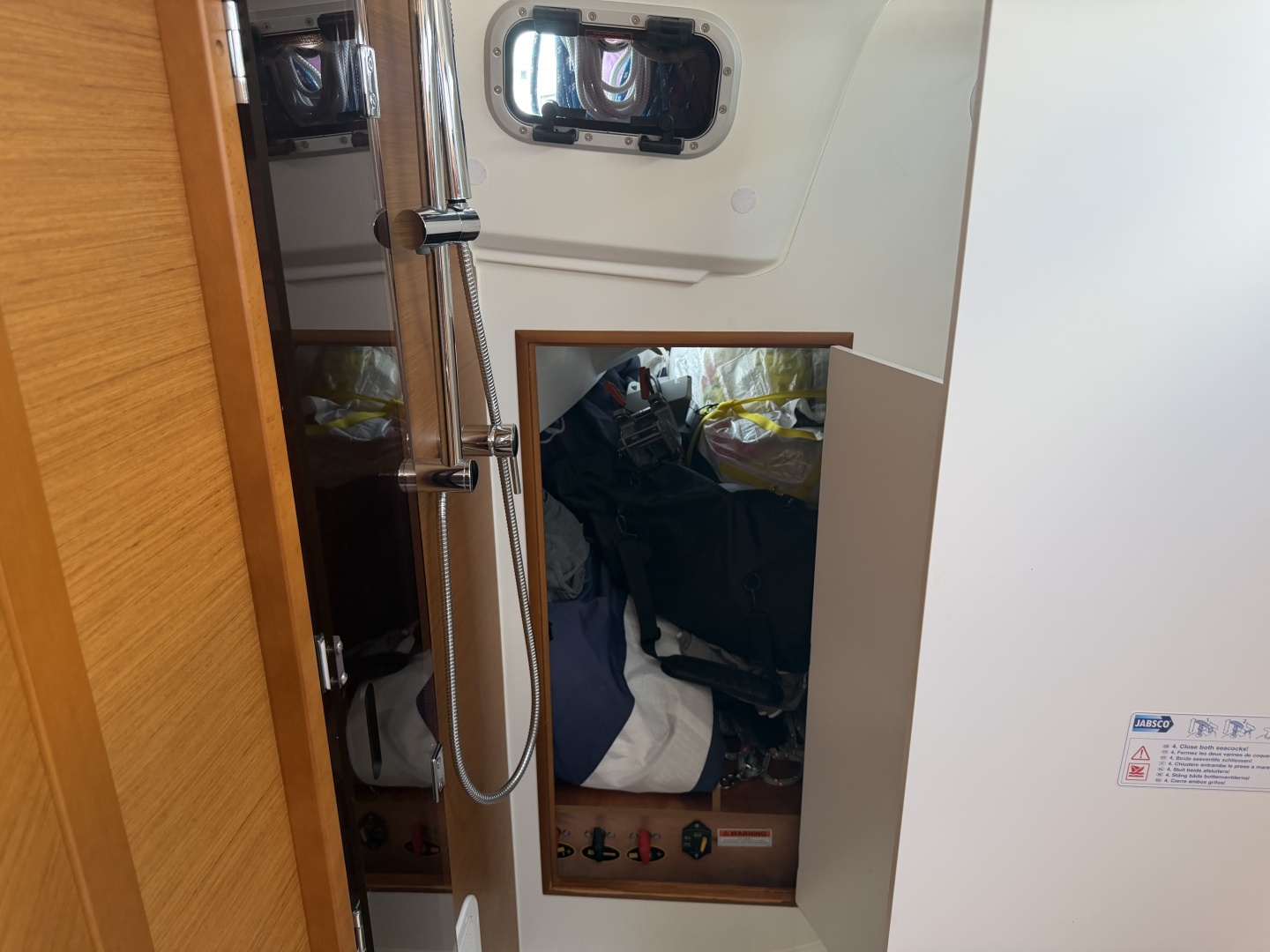 35ft Jeanneau Yacht For Sale