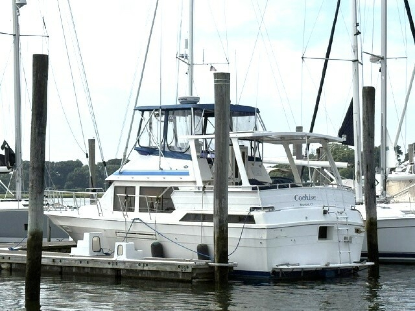 Cochise 38ft Vista Yacht For Sale