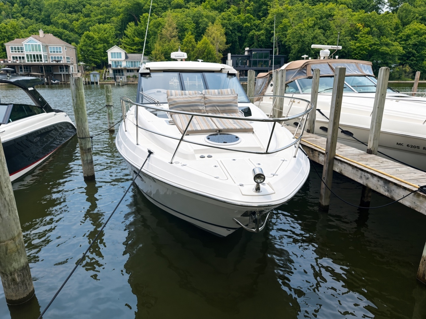 LAZY CHASE 42ft Regal Yacht For Sale