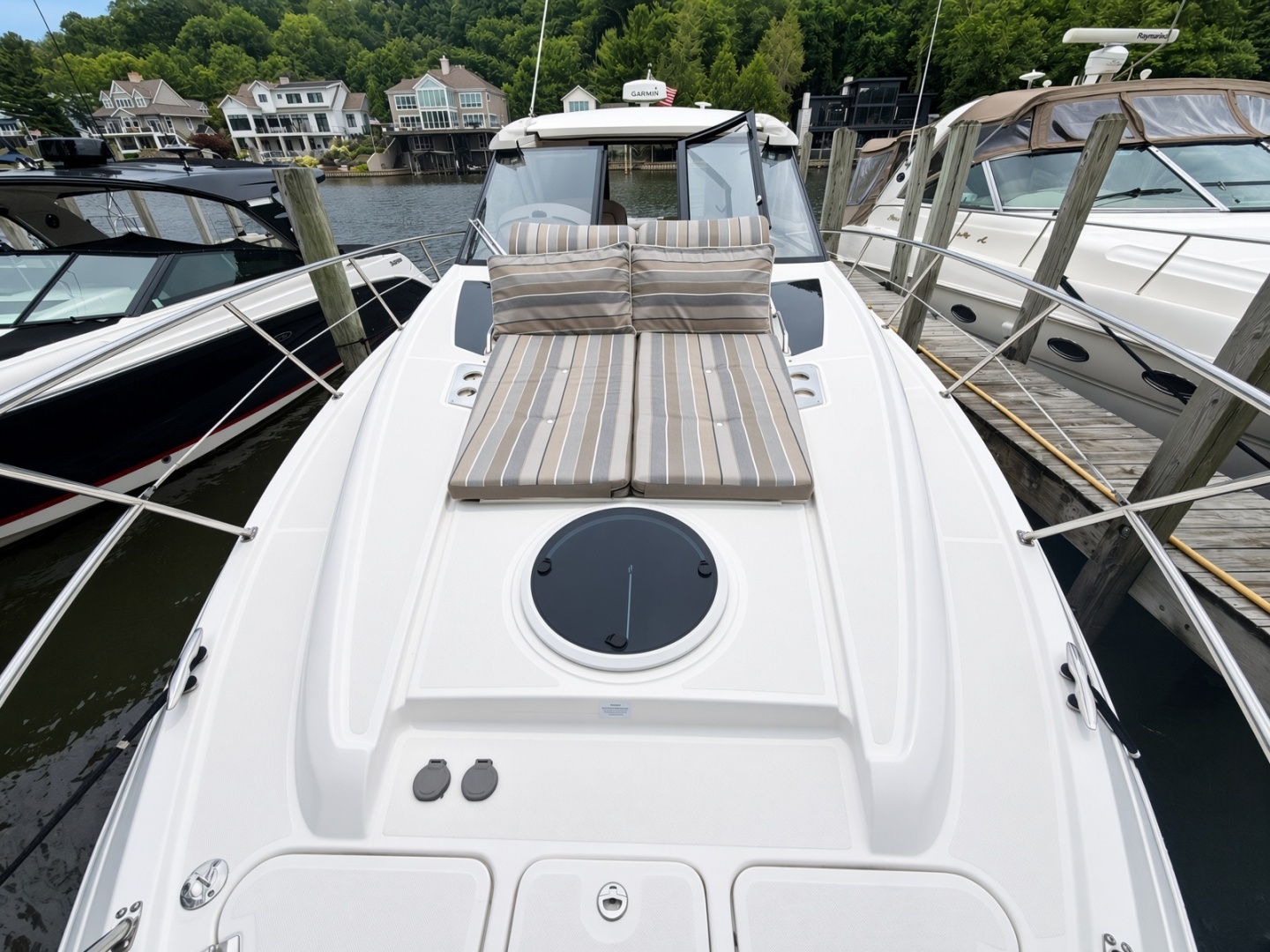 LAZY CHASE 42ft Regal Yacht For Sale