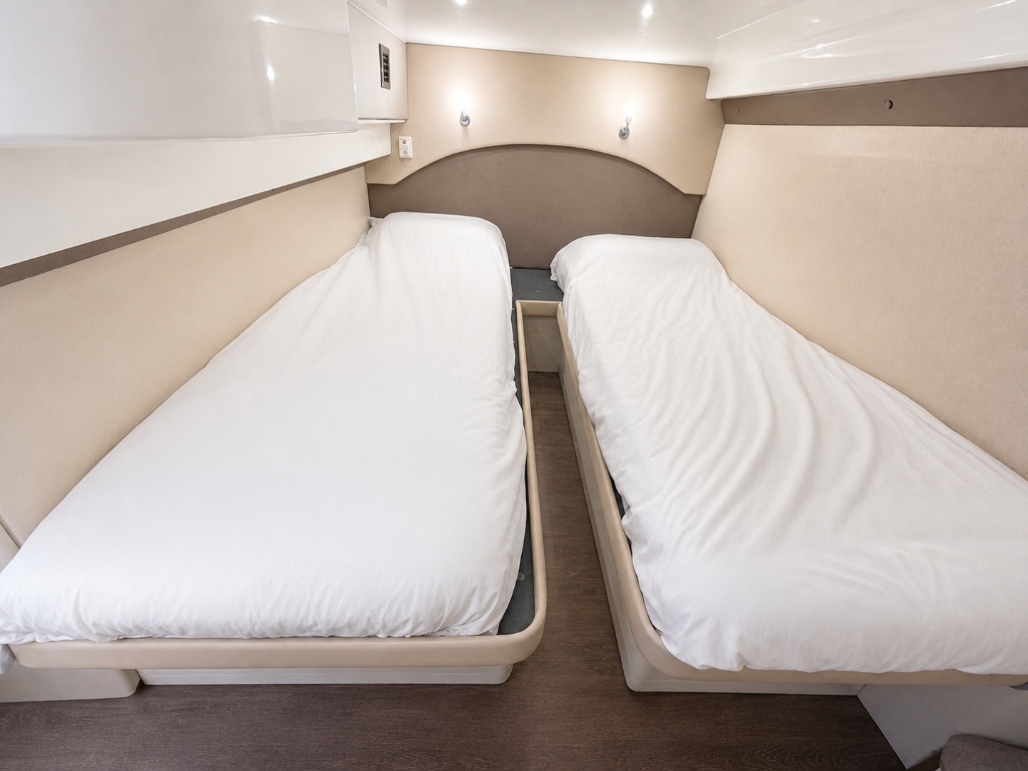 LAZY CHASE 42ft Regal Yacht For Sale