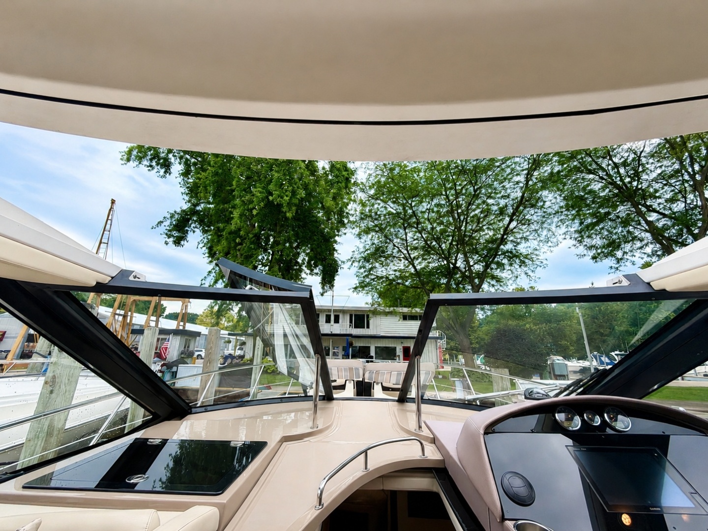 LAZY CHASE 42ft Regal Yacht For Sale