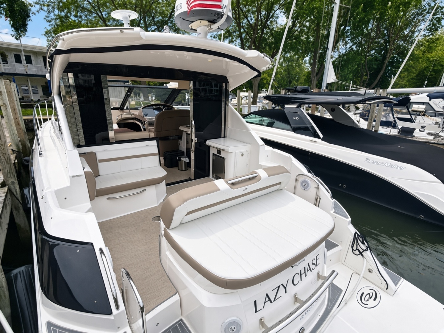LAZY CHASE 42ft Regal Yacht For Sale