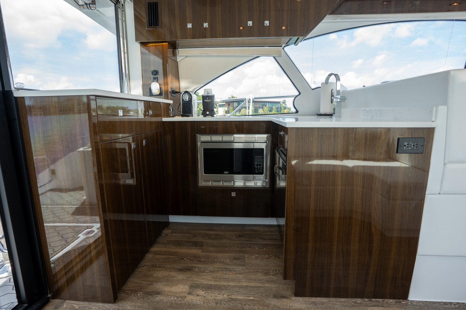 Cruisers Yachts 50 C Yacht For Sale