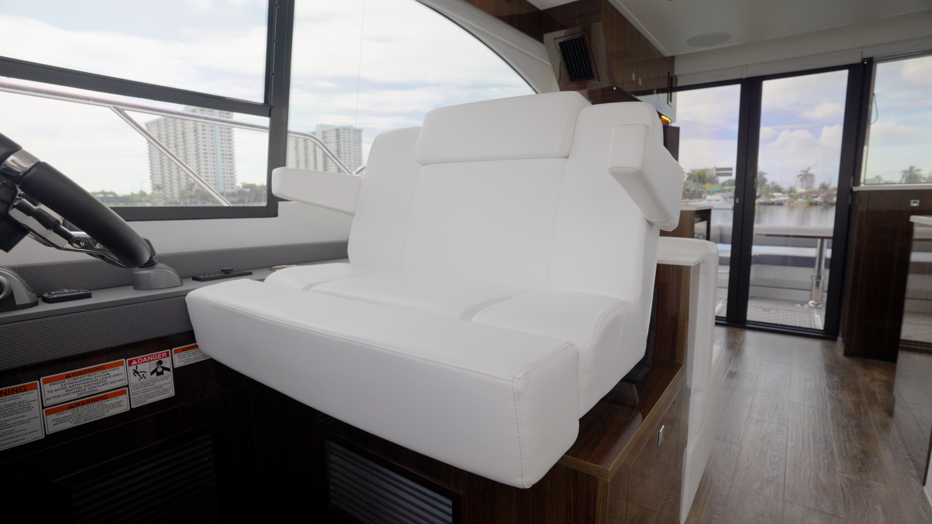 Cruisers Yachts 50 C Yacht For Sale