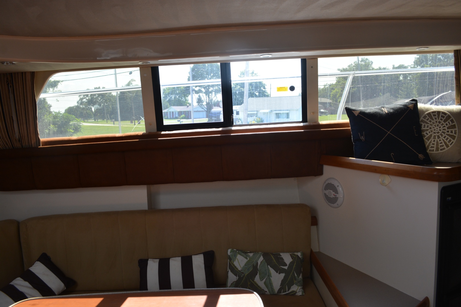 1995 Mainship 37 Motor Yacht