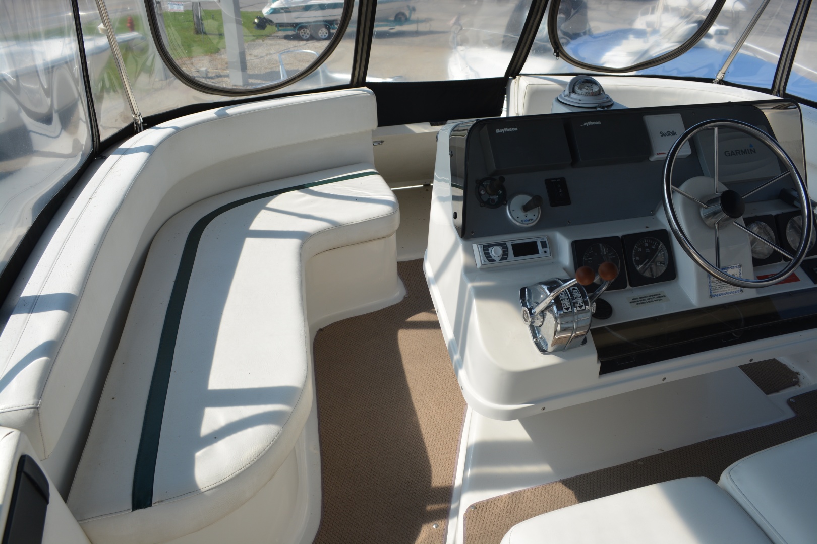 1995 Mainship 37 Motor Yacht