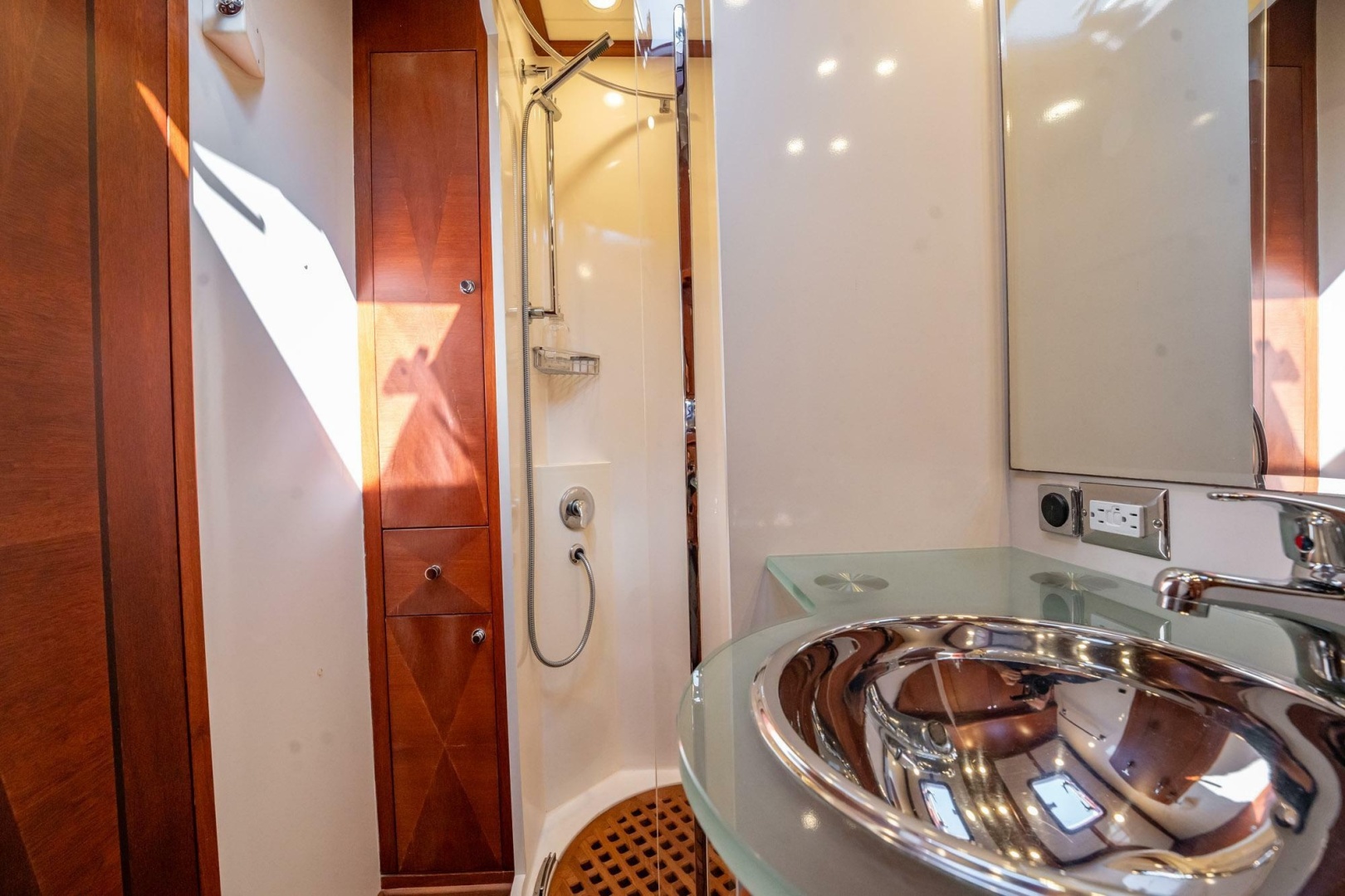 2006 Vicem 62 Custom