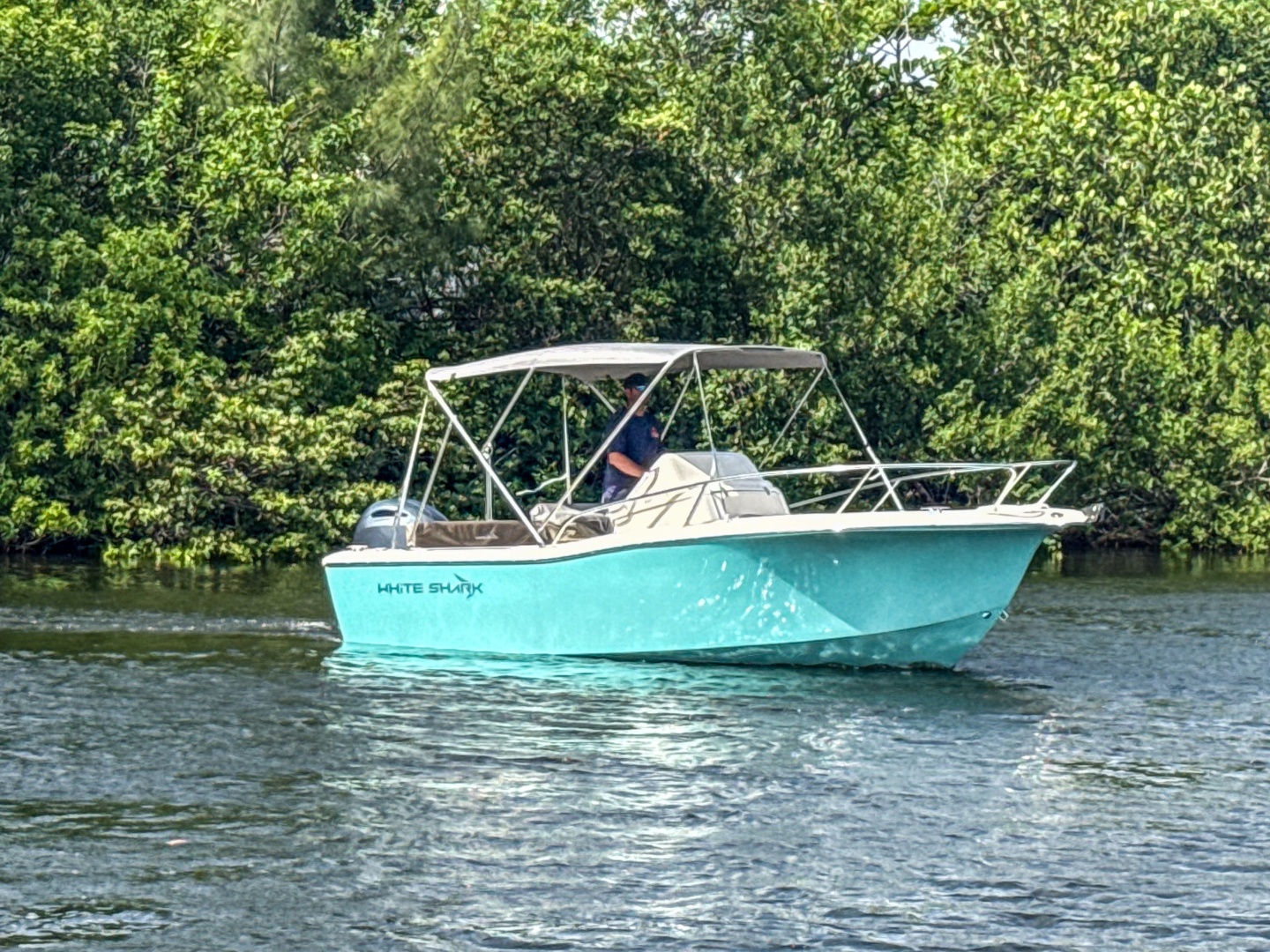 2023 White Shark 210CC