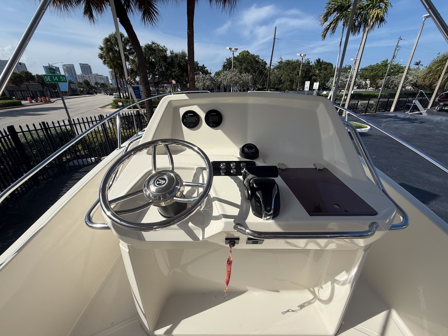 2023 White Shark 210CC