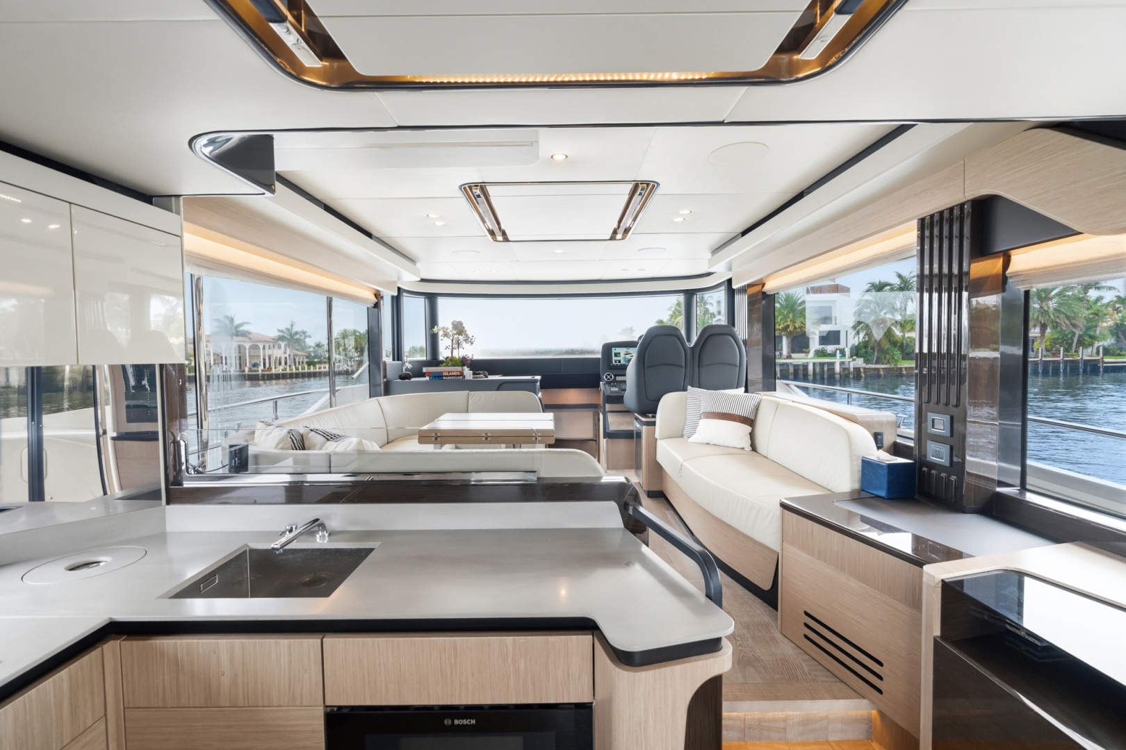 2022 Absolute Navetta 52