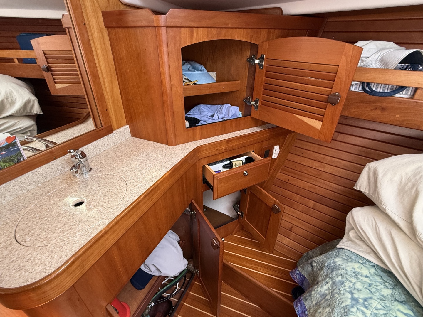 2009 Sabre 
