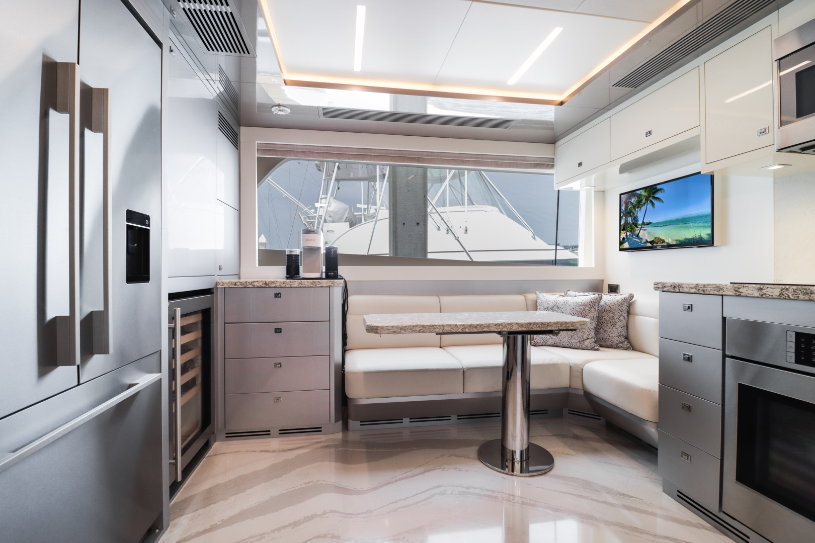 90ft Ocean Alexander Yacht For Sale