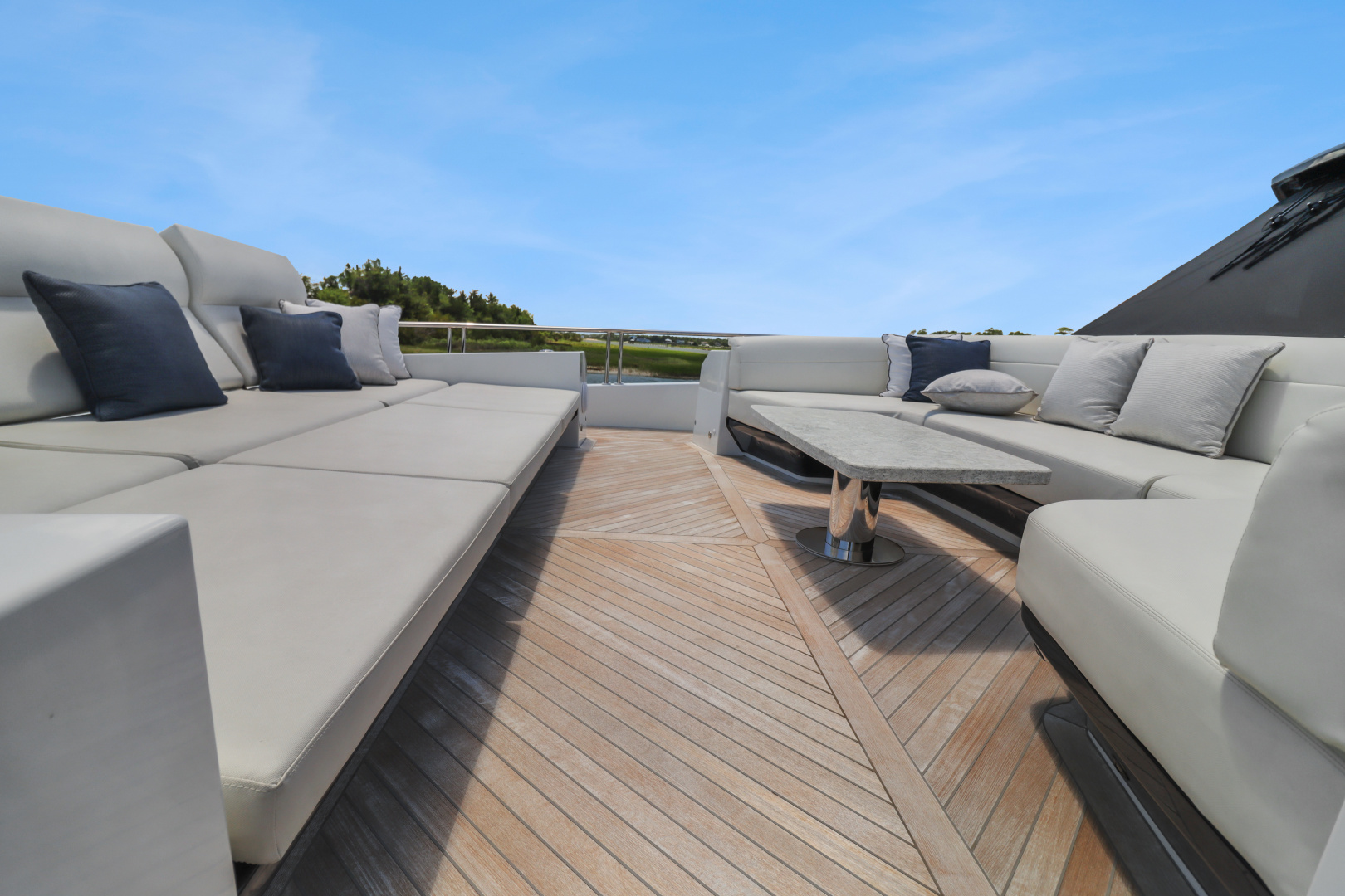 2021 Ocean Alexander 28R