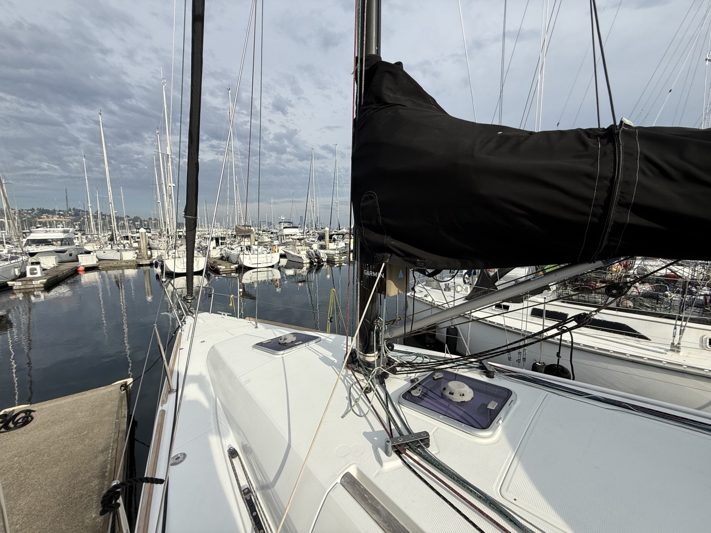La Mer 35ft Beneteau Yacht For Sale