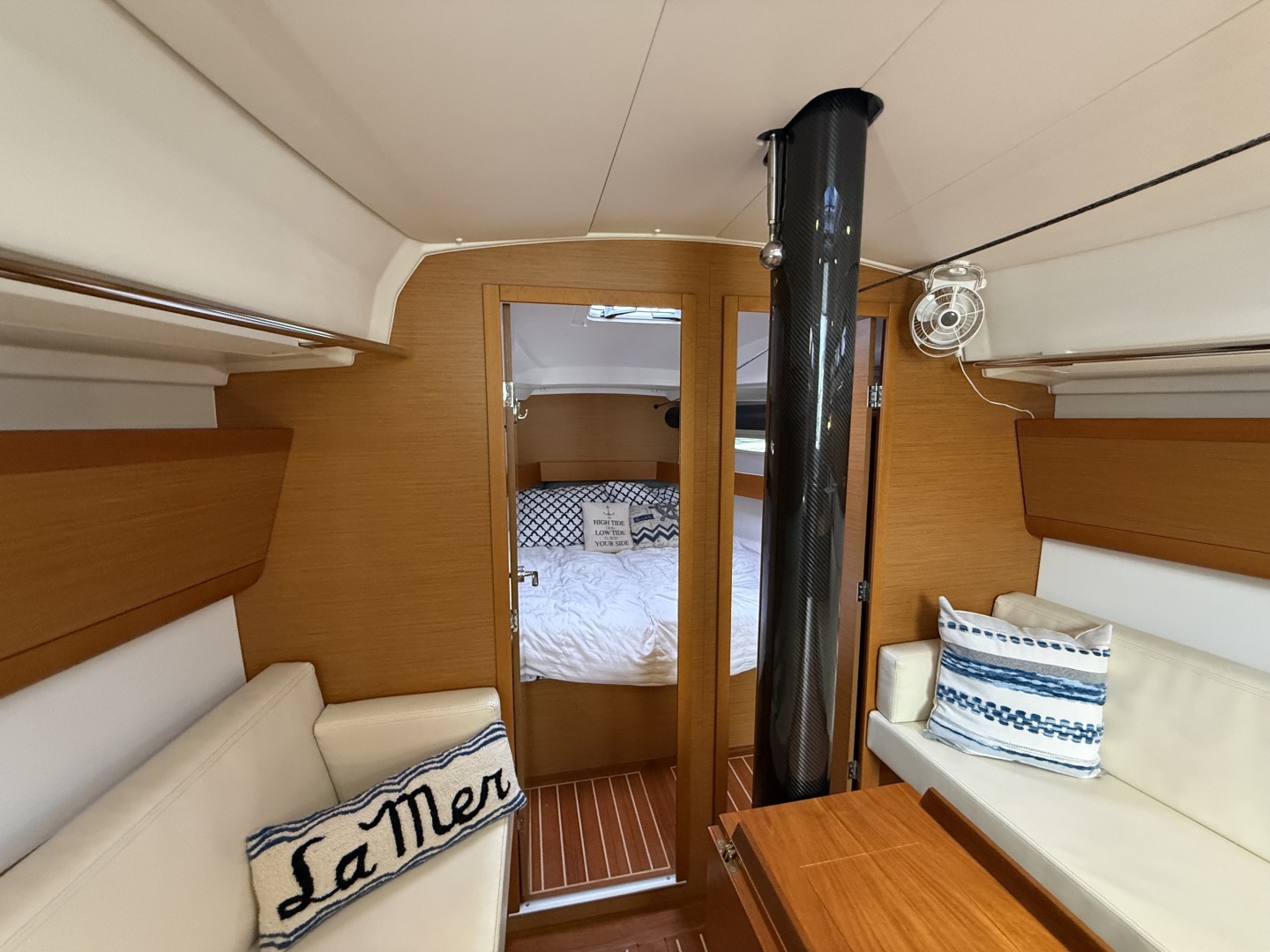 La Mer 35ft Beneteau Yacht For Sale